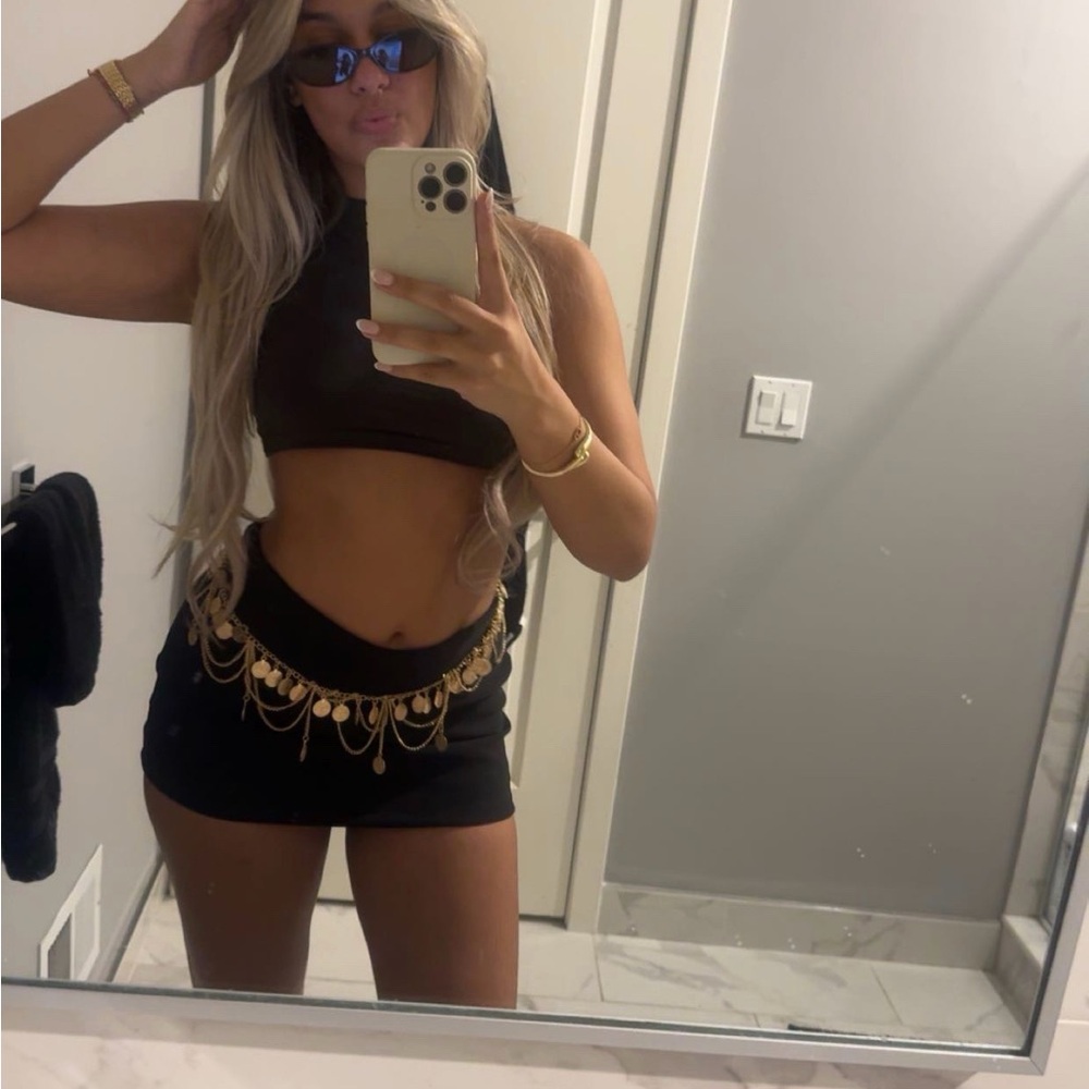 Black mini skirt size small